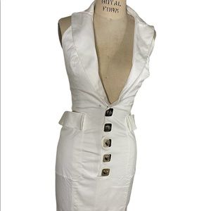 DSQUARED2 white backless dress with turn locks closure size 40 $1800